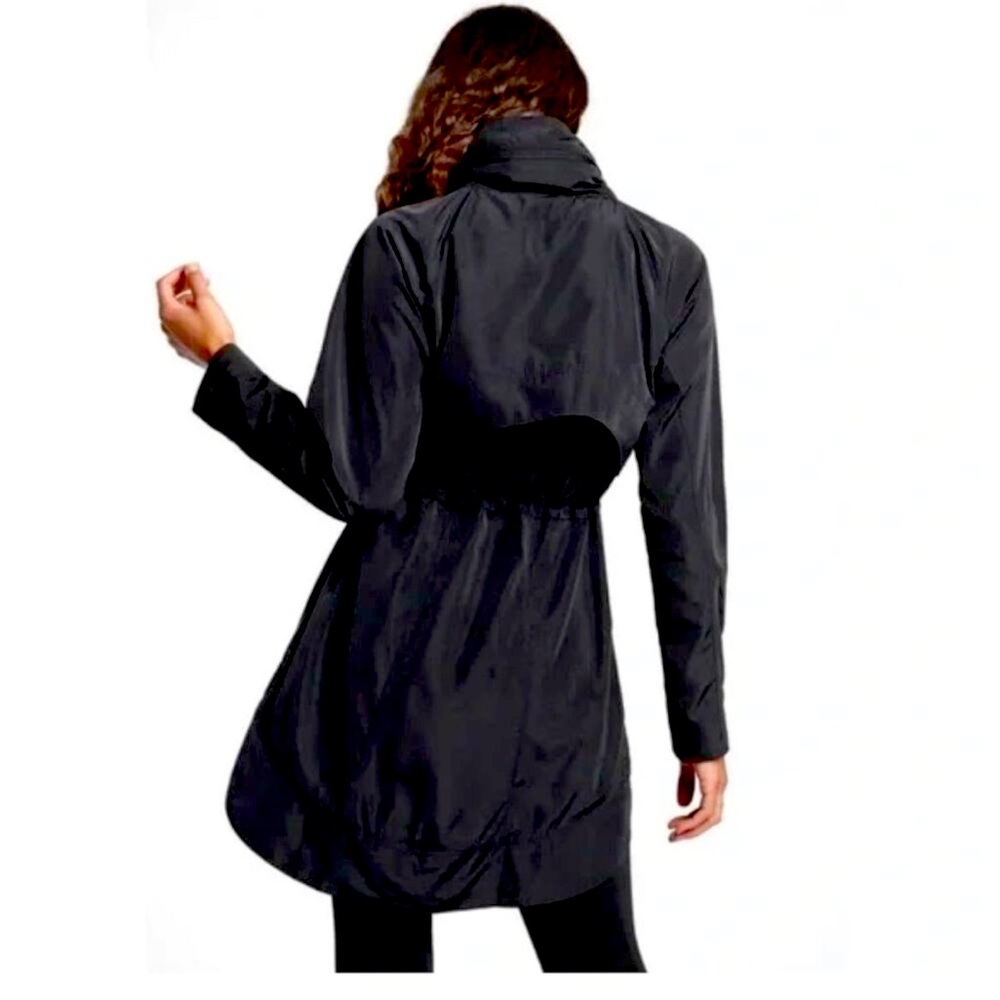 Athleta Drip Drop Jacket Light Weight Hooded Vented Adjustable Waist Zip Pockets